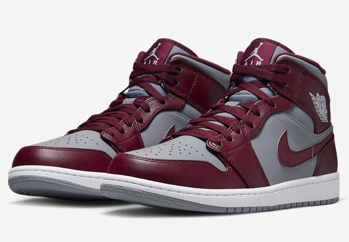 Air Jordan 1 Mid Cherrywood Red