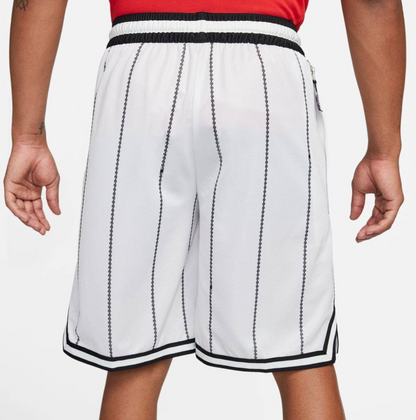 NIKE DRI-FIT DNA SEASONAL BASKETBALL SHORT