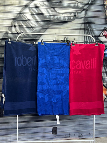 Serviette de plage avec logo ROBERTO CAVALLI (RARE ET À COLLECTIONNER)