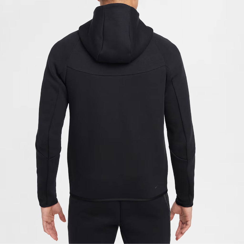 Nike Tech Fleece Ensemble