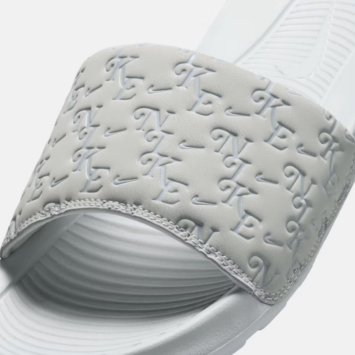 Nike Victori One