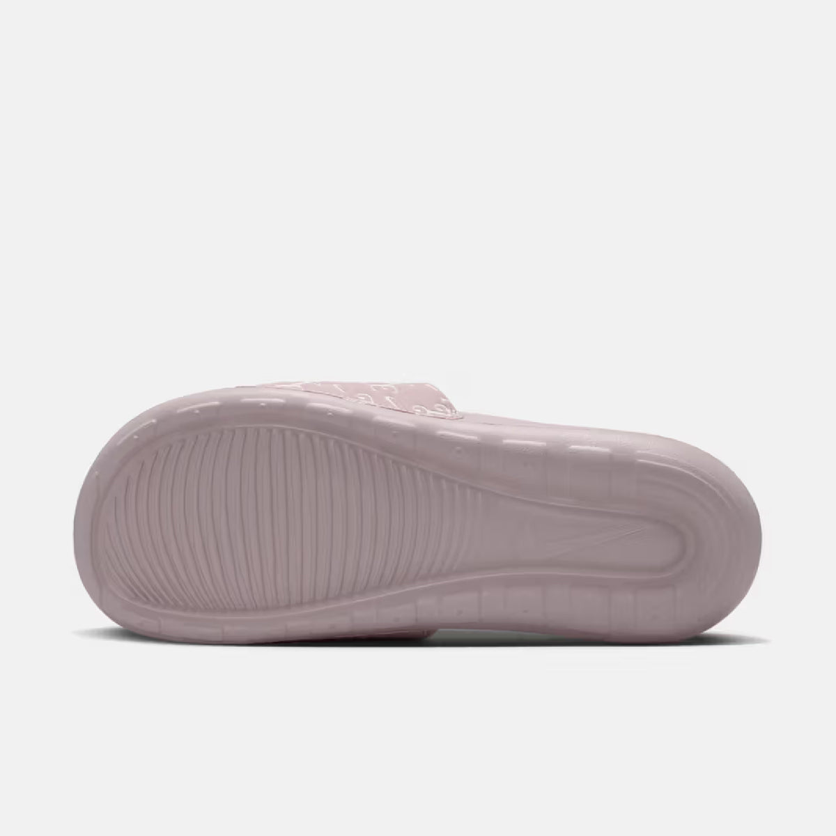 Nike Victori One