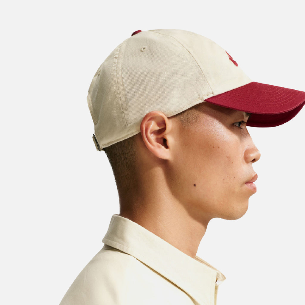Nike Club Unstructured Futura Wash Cap