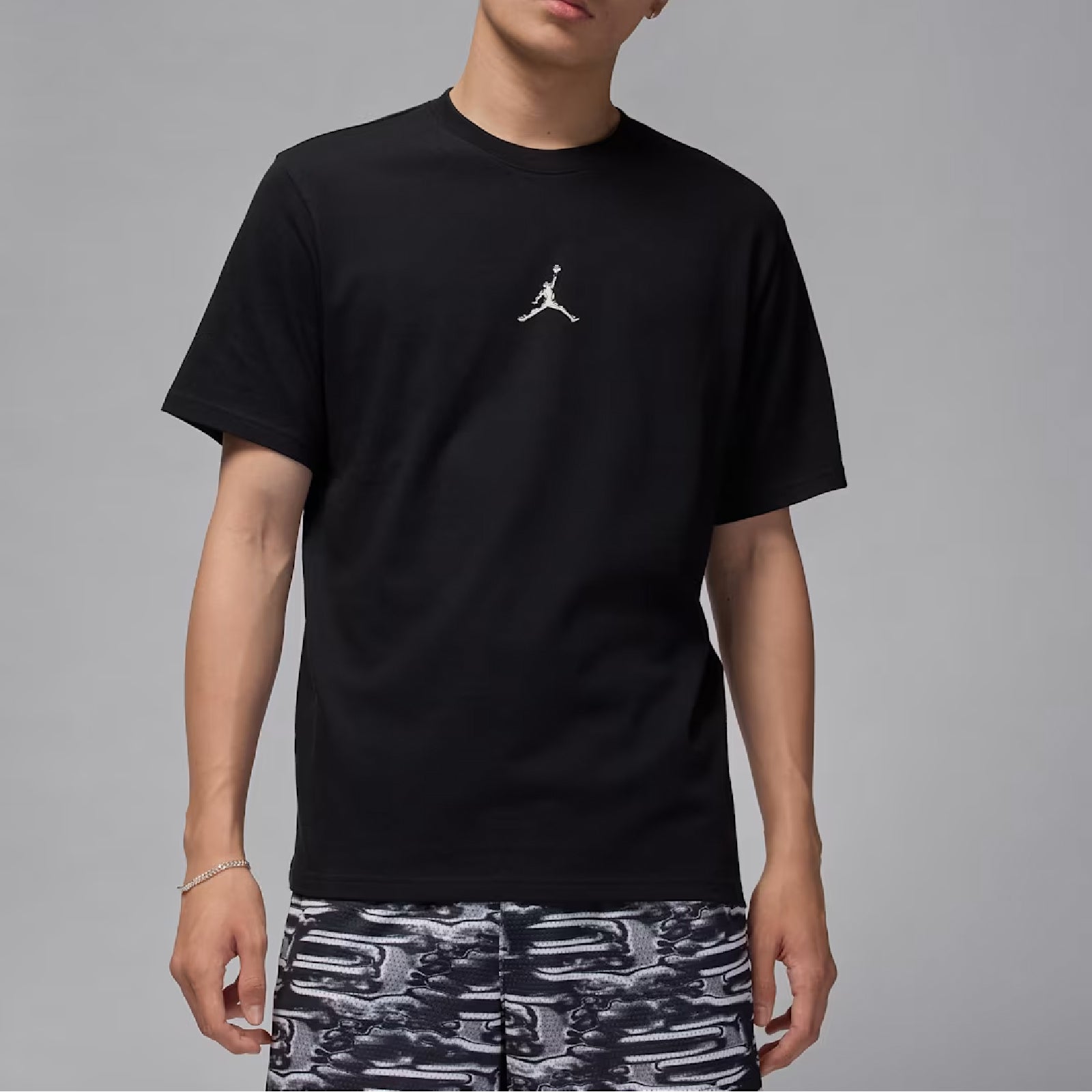 Nike Midweight Cotton T-Shirt with Sweat-Wicking Technology