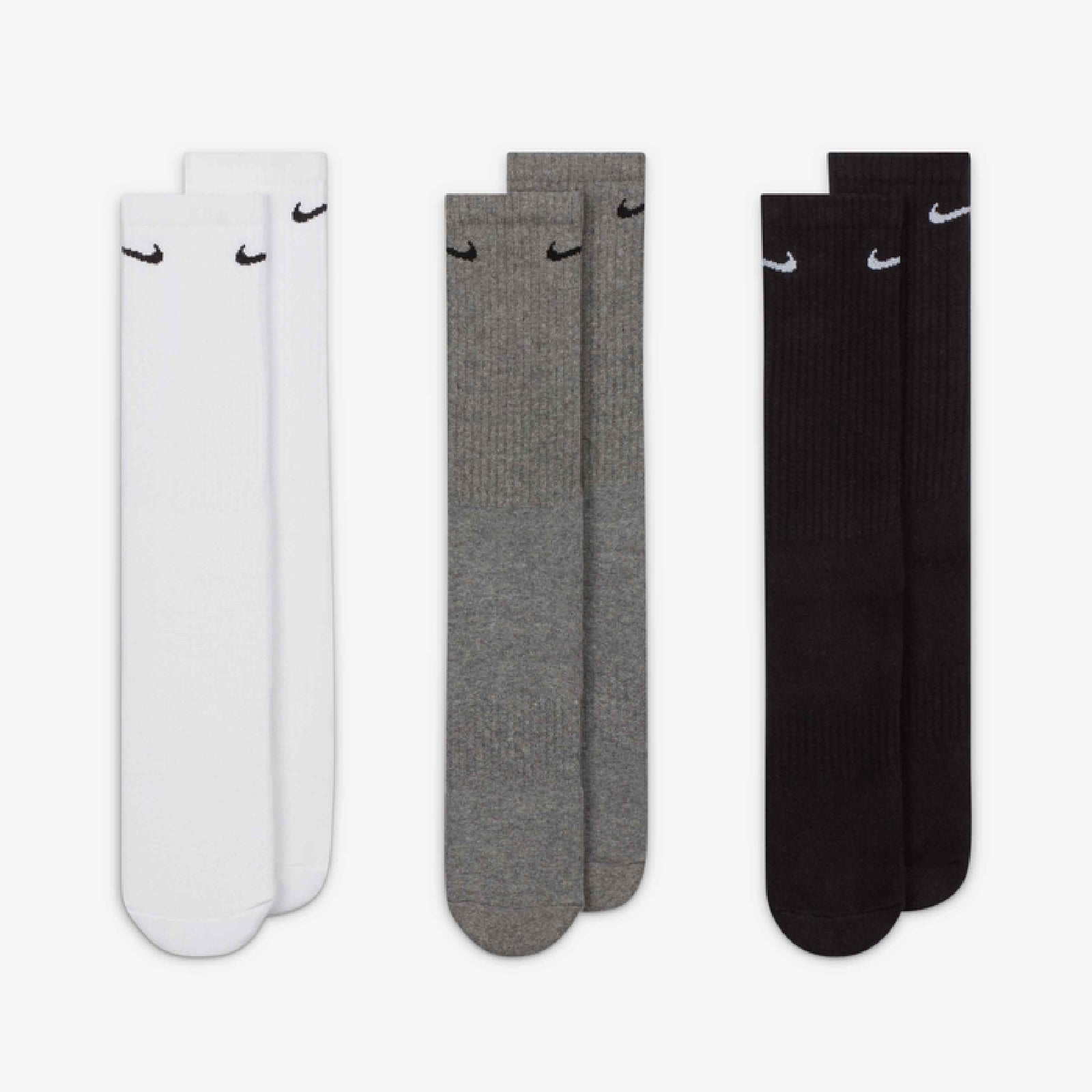 Nike Everyday Cushioned Socks – 3 Pairs