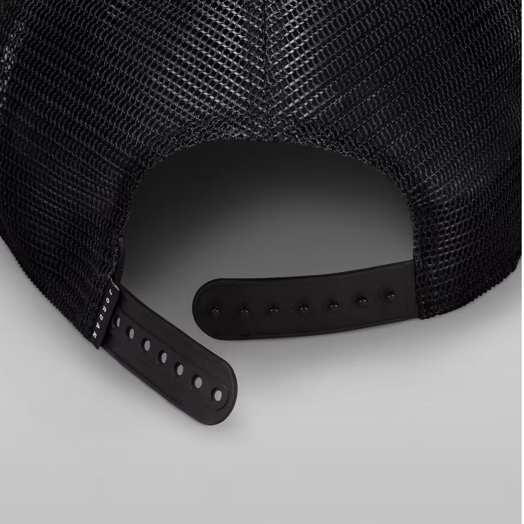 Nike High-Depth Snapback Hat